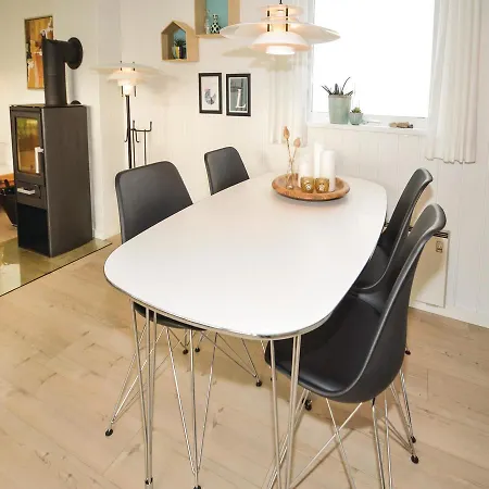 Two-bedroom Holiday In Vakantiehuis