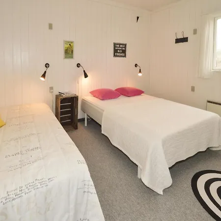 Two-bedroom Holiday In Vakantiehuis Pandrup